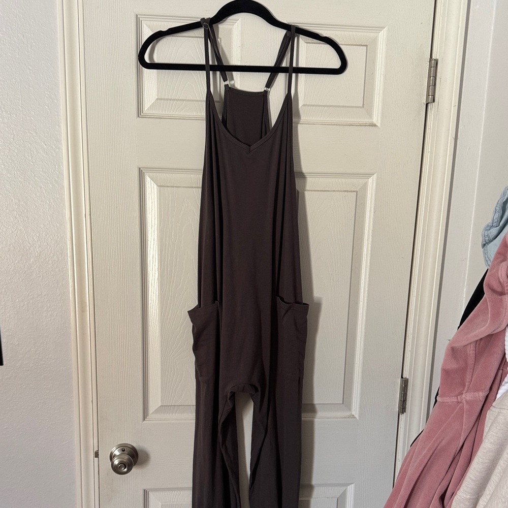 Stylish Women's Jumpsuit in Charcoal Gray